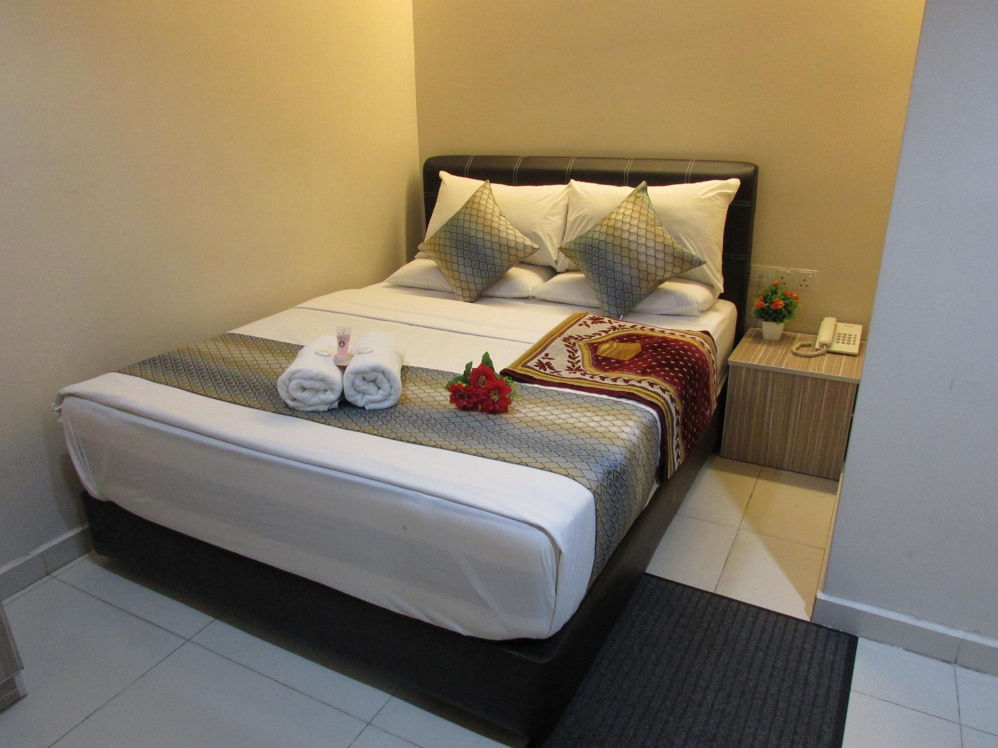 Hotel Safari 2*
