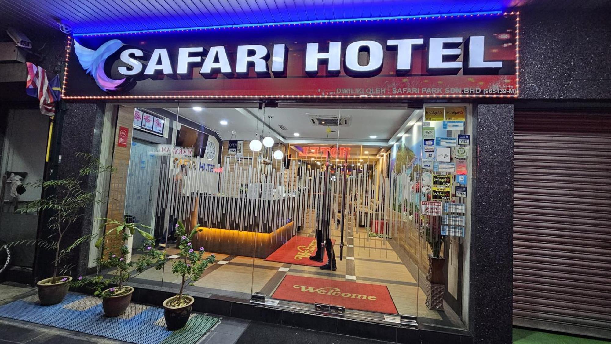 Safari Hotel
