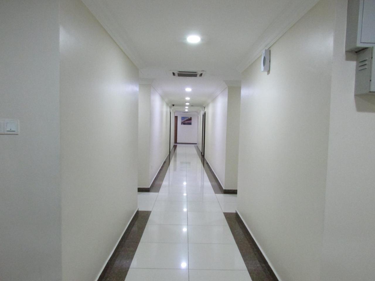 Hotel Safari 2*