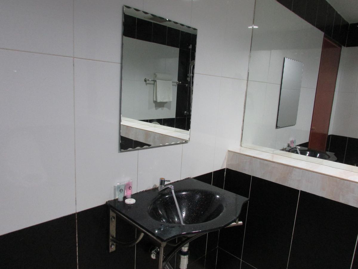 Hotel Safari Ampang (Selangor)